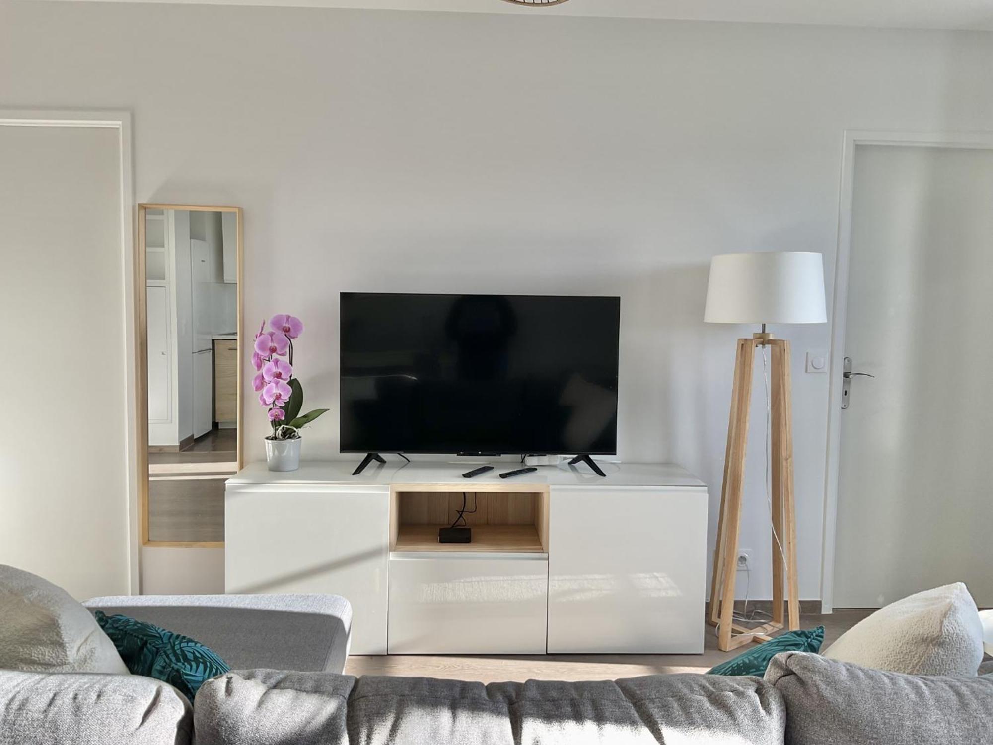 Sunny Apartment Near Disneyland Paris - Liz Appart Serris Ngoại thất bức ảnh